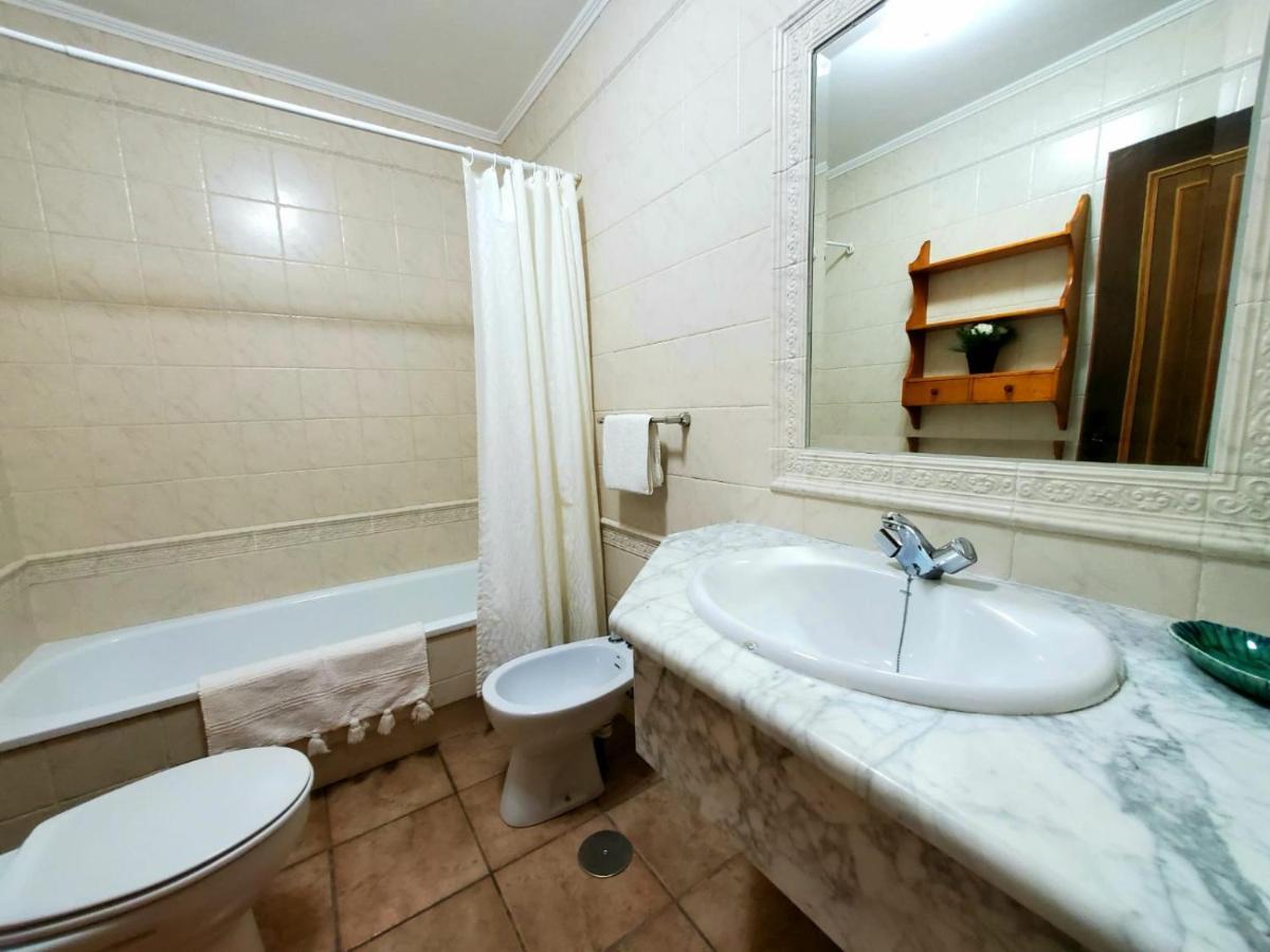 Apartamentos Turisticos Rosa Ribadeo Εξωτερικό φωτογραφία