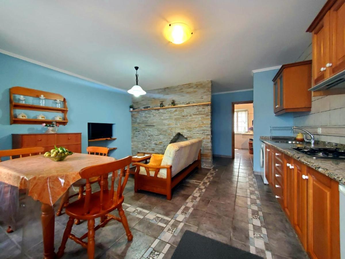 Apartamentos Turisticos Rosa Ribadeo Εξωτερικό φωτογραφία