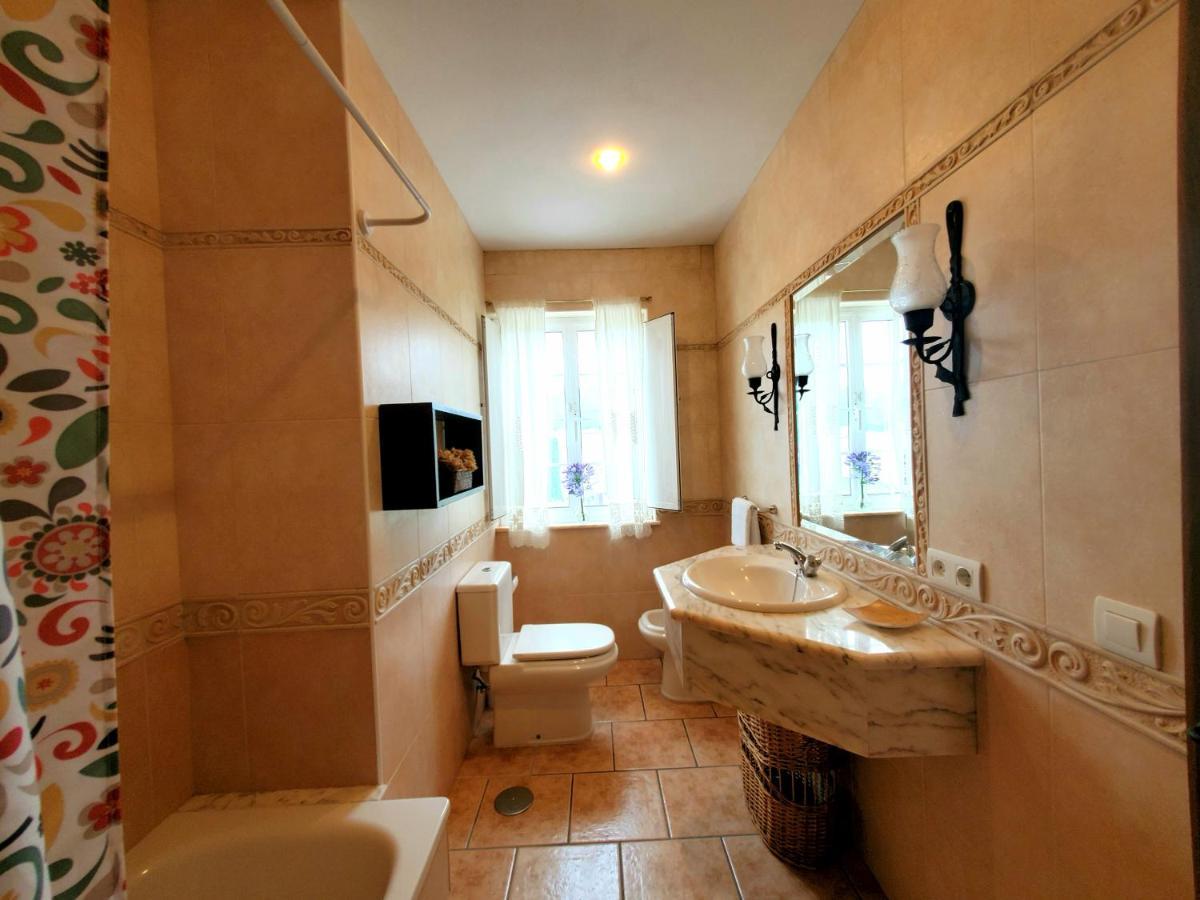 Apartamentos Turisticos Rosa Ribadeo Εξωτερικό φωτογραφία